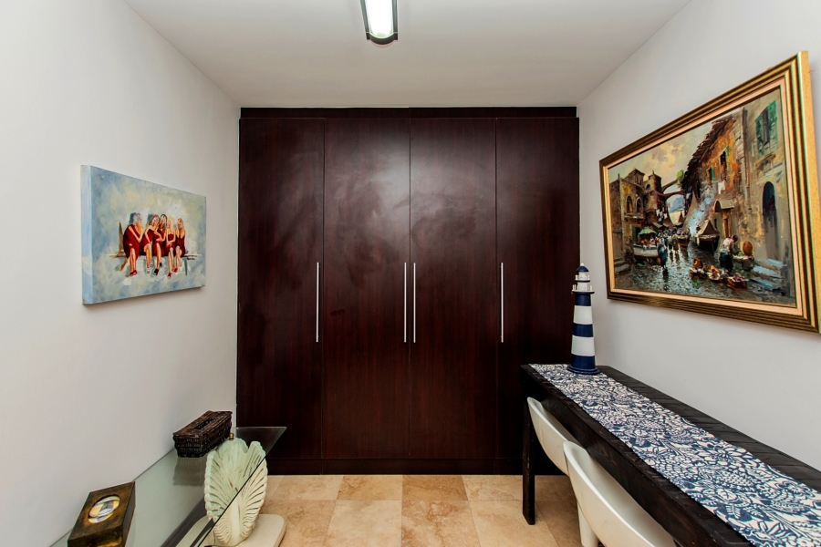 5 Bedroom Property for Sale in Calypso Beach Western Cape